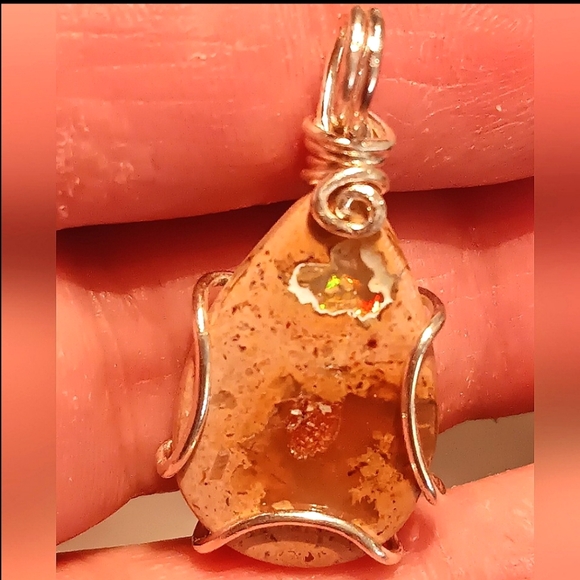 Mexican Cantera Opal Pendant Sterling Silver - Picture 3 of 16